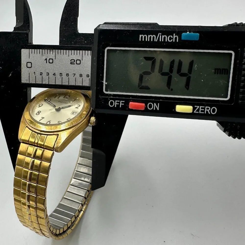 Pulsar Watch Women Gold Tone Round Easy To Read Dial Date Window